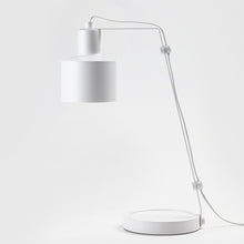 Cargar imagen en el visor de la galería, Lámpara de Escritorio Harek – Luz Direccionada | Diseño Metálico Blanco o Gris