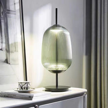 Cargar imagen en el visor de la galería, Lámpara portátil de mesa Milán verde