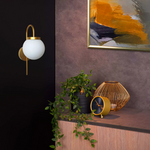 Cargar imagen en el visor de la galería, Aplique de pared Bolonia - vidrio y metal