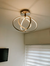 Cargar imagen en el visor de la galería, Plafón LED 3 Óvalos Móviles – Color Níquel | Luz Variable
