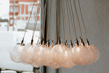 Cargar imagen en el visor de la galería, Luminaria Colgante 21 Globos - LED 63W