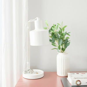 Lámpara de Escritorio Harek – Luz Direccionada | Diseño Metálico Blanco o Gris