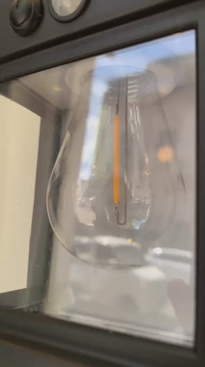 Farol Solar Colonial DK-888 con sensor de movimiento y luz cálida video